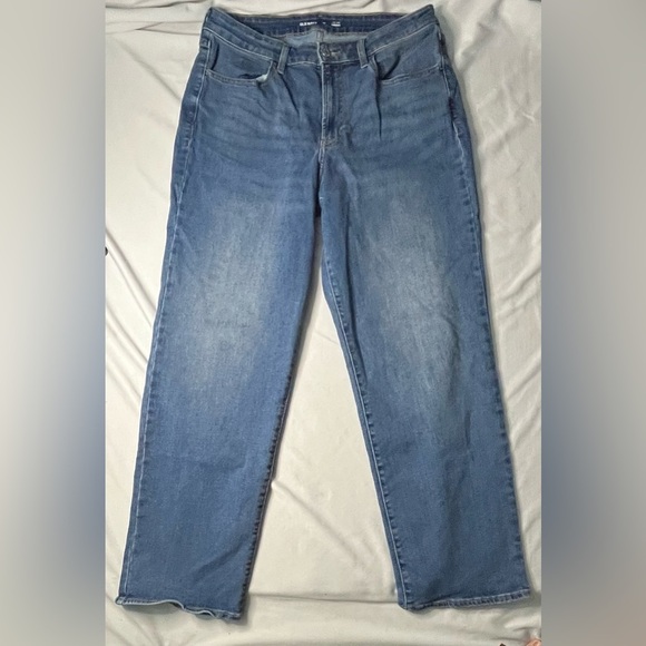 Old Navy Women's Relaxed Blue Jeans - Picture 1 of 5